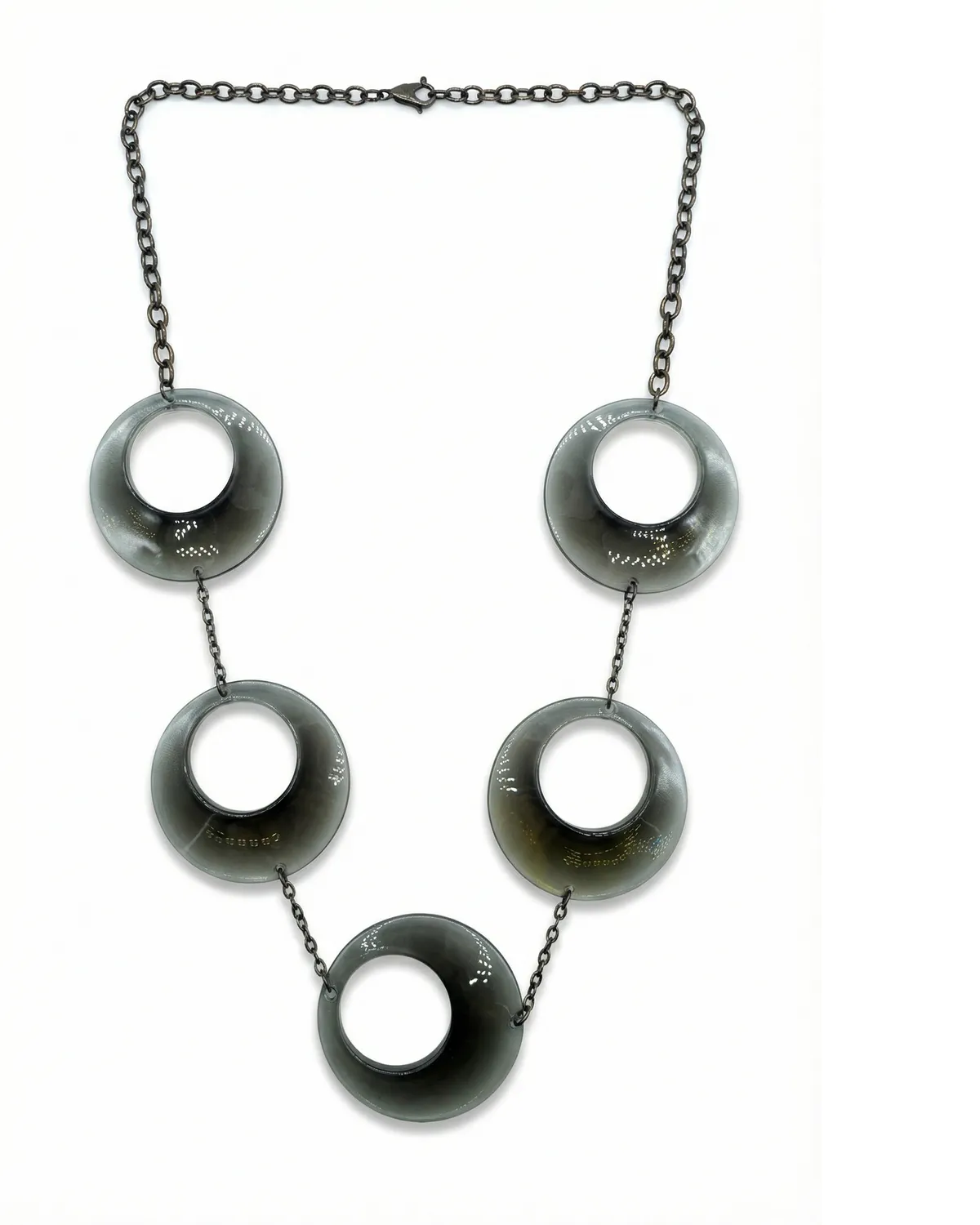 kaelakee-suitsuhallid-geomeetrilised-rongad-9099000002E11.webp kaelakee-suitsuhallid-geomeetrilised-rongad-9099000002E11.webp