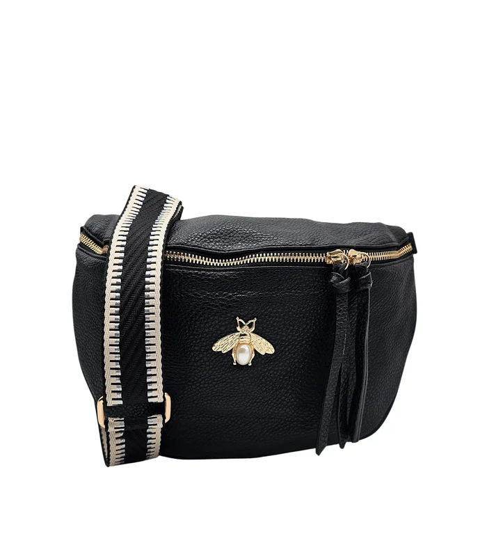 olakott-must-mesilase-detaili-ja-dekoratiivse-rihmaga-9014000G051E0-1.webp olakott-must-mesilase-detaili-ja-dekoratiivse-rihmaga-9014000G051E0-1.webp