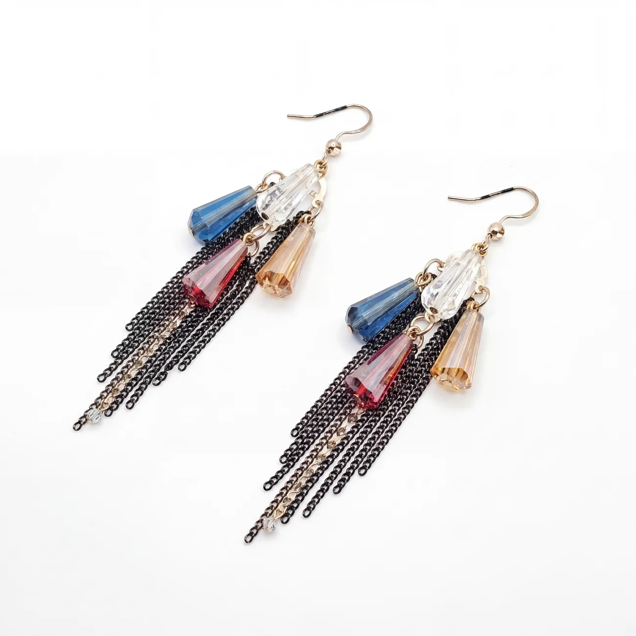 korvarongad-boheemlaslik-kristallide-ja-kettide-kaskaad-9087RIP325EMU.webp korvarongad-boheemlaslik-kristallide-ja-kettide-kaskaad-9087RIP325EMU.webp