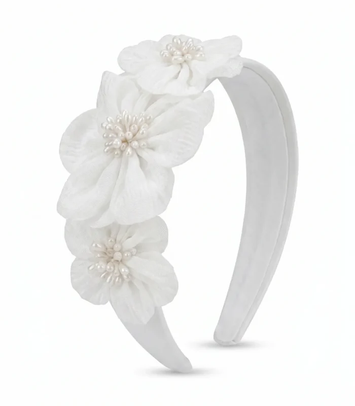 peavoru-lilleline-elegants-white-bloom-9143TE05003E5.webp