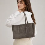 kaekott-taupe-suede-shopper-9013ITA1236E3-2.webp