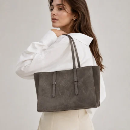kaekott-taupe-suede-shopper-9013ITA1236E3-2.webp