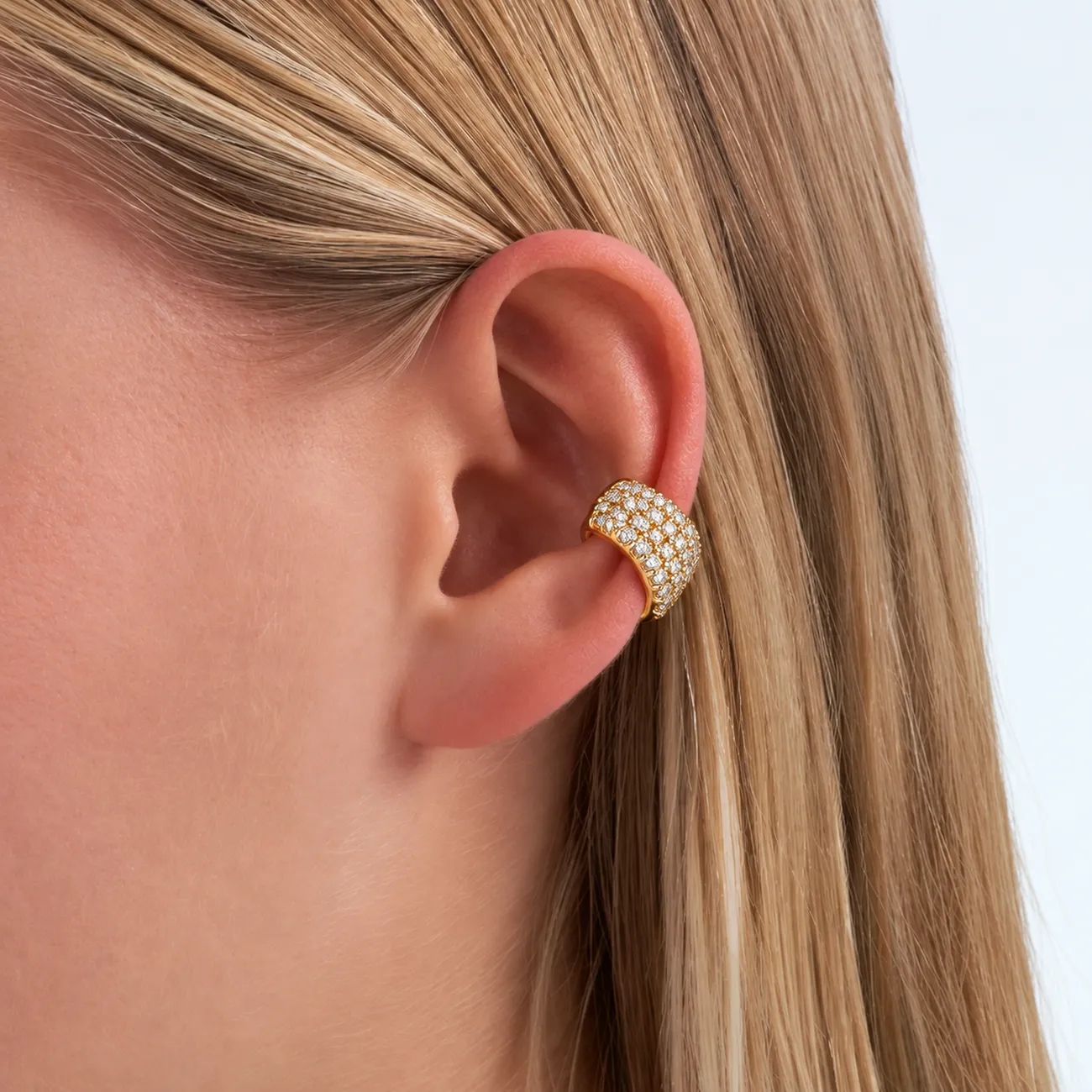 korvarongas-kuldne-kivikestega-ear-cuff-9087PLN0023EK-2